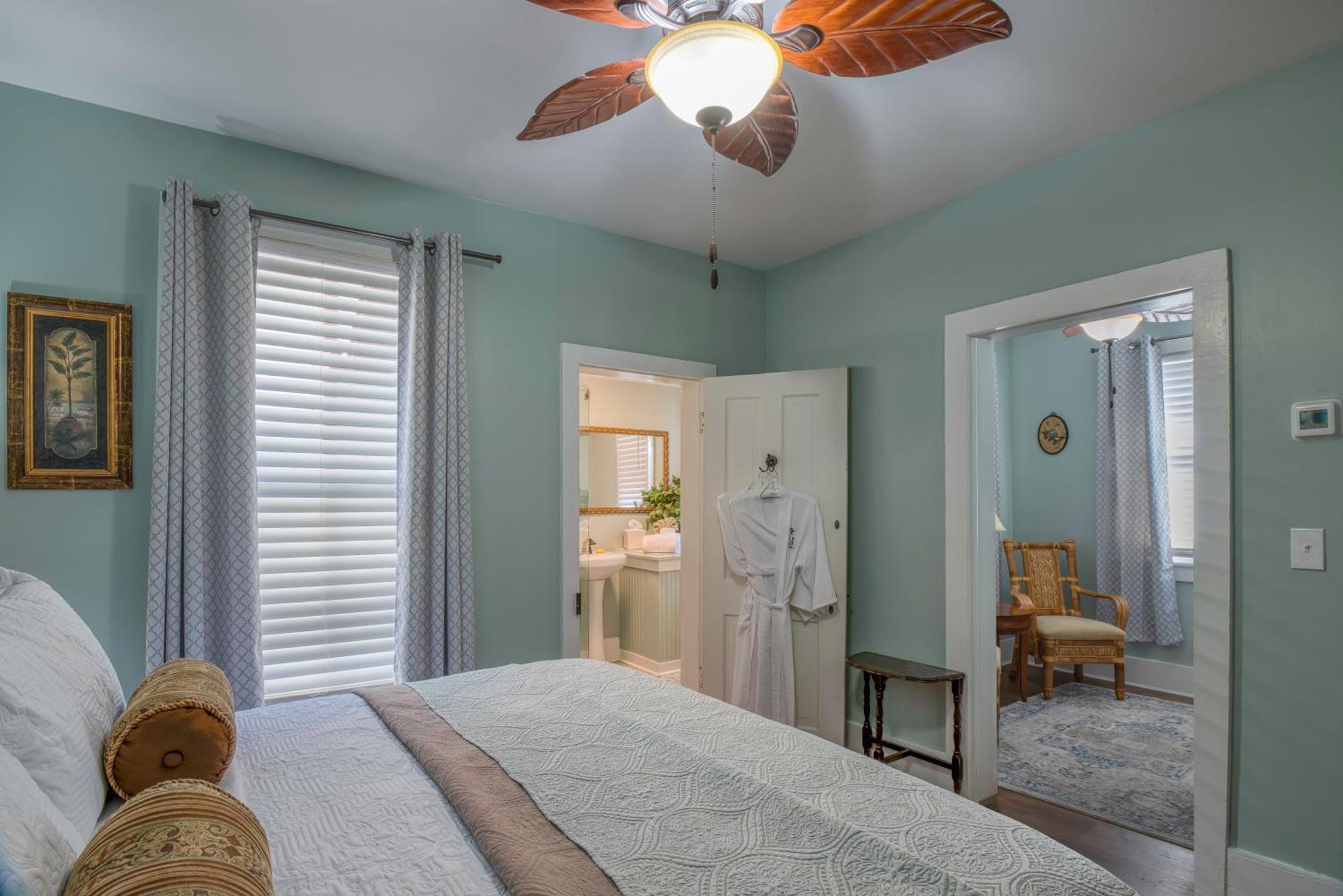 Victorian House Bed And Breakfast Сент-Огастин Номер фото